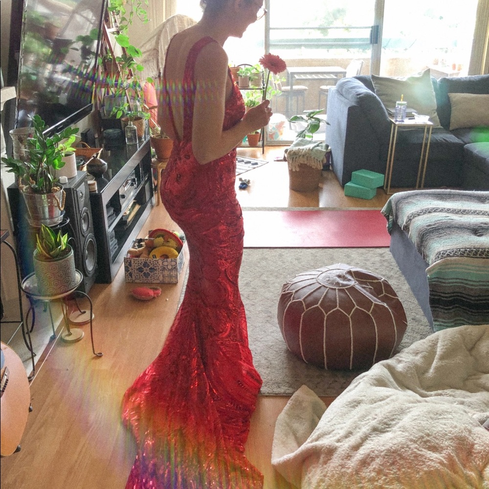 NWT A&N Luxe Label Red Sapphira Sequin Prom Gown